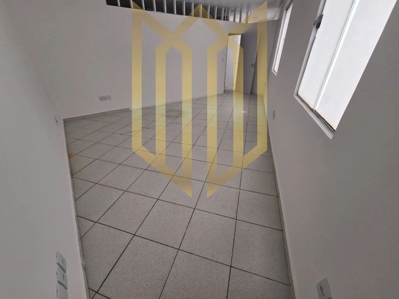 Alugo Sala Comercial  Av. Agrícola Paes de Barros - Foto 3