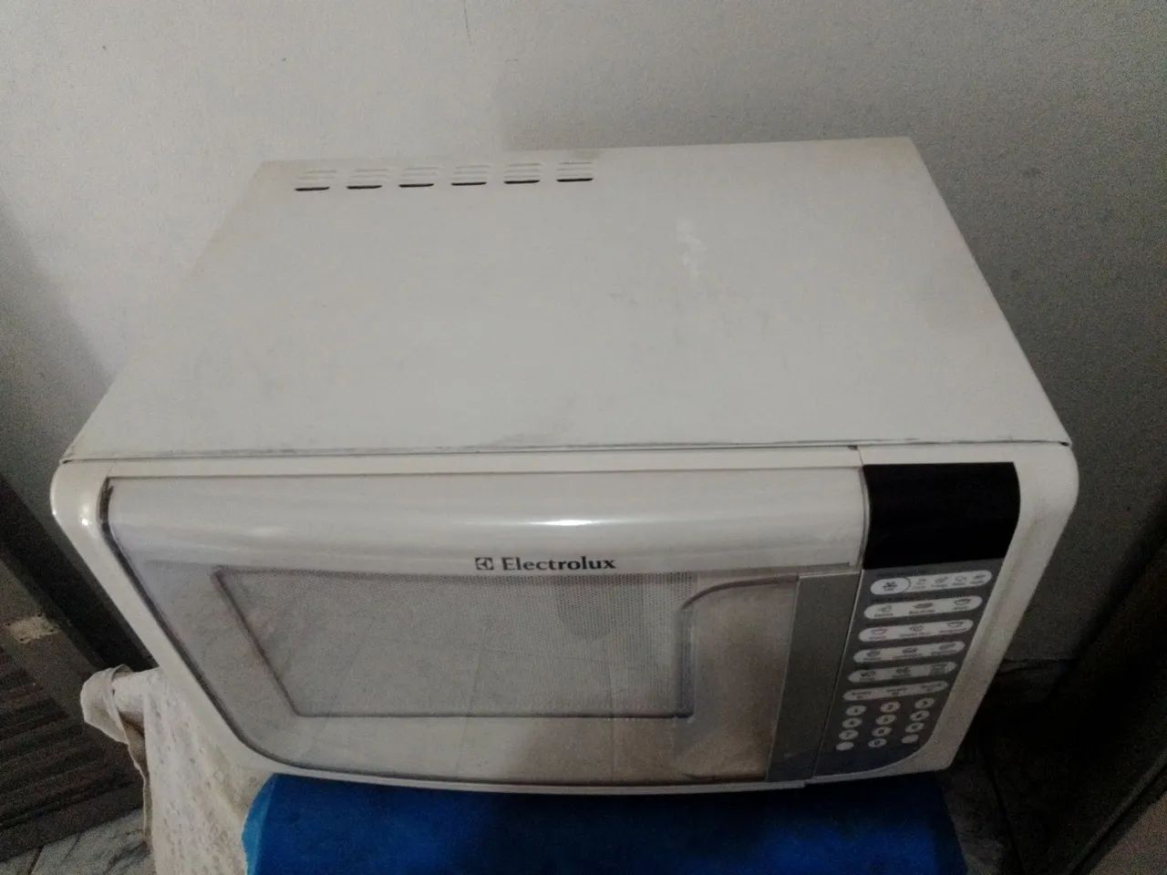 Microondas Eletrolux 220v - Foto 4