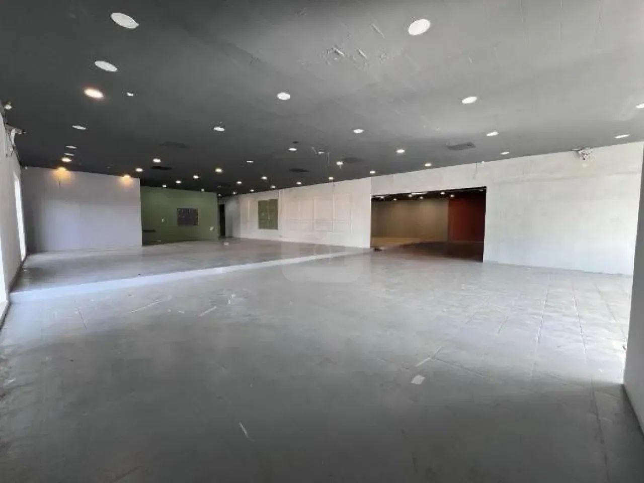 Cômodo Comercial Para Venda Bairro Aparecida - Foto 2