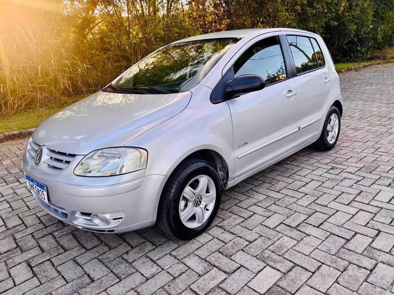 Volkswagen Fox Plus 1.6mi/ 1.6mi Total Flex 8V 4P 2004