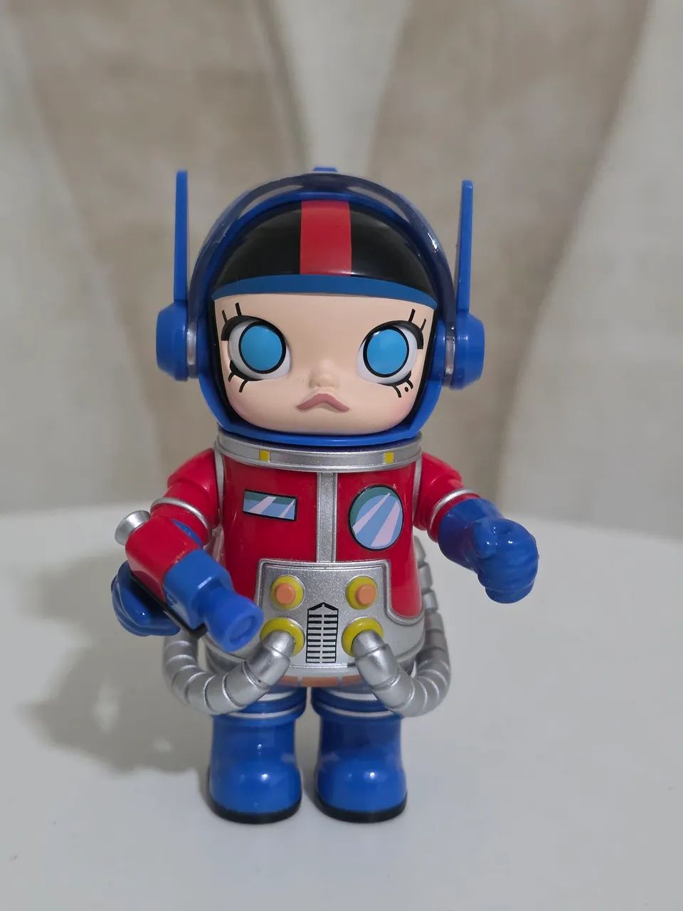 pop mart mega space molly optimus prime