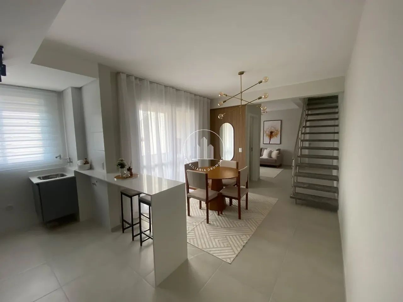 Apartamento Duplex 2 Suítes + Home office e 115m² - Itacorubi - CEN