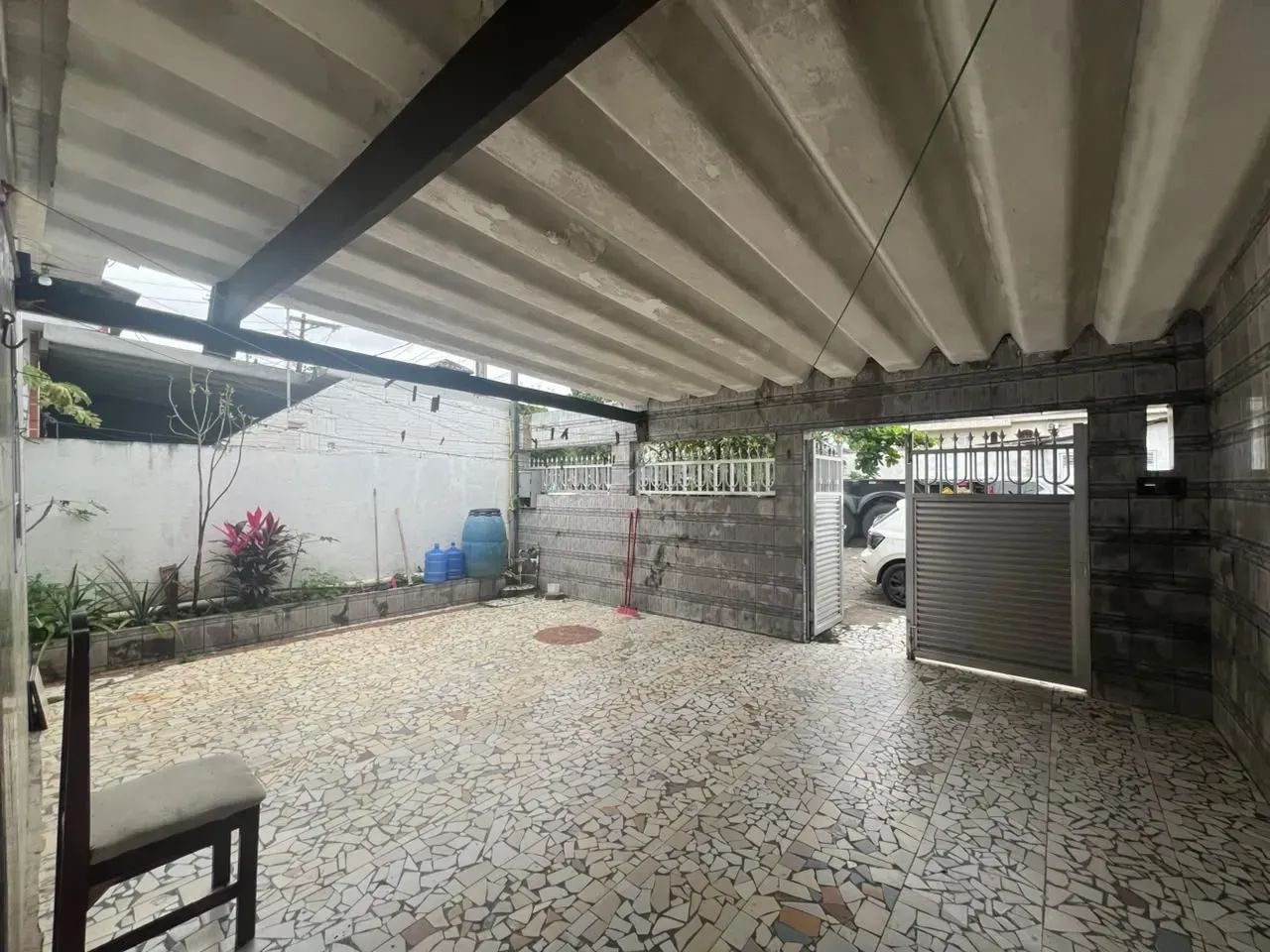Imóvel para aluguel com 100 metros quadrados com 4 quartos