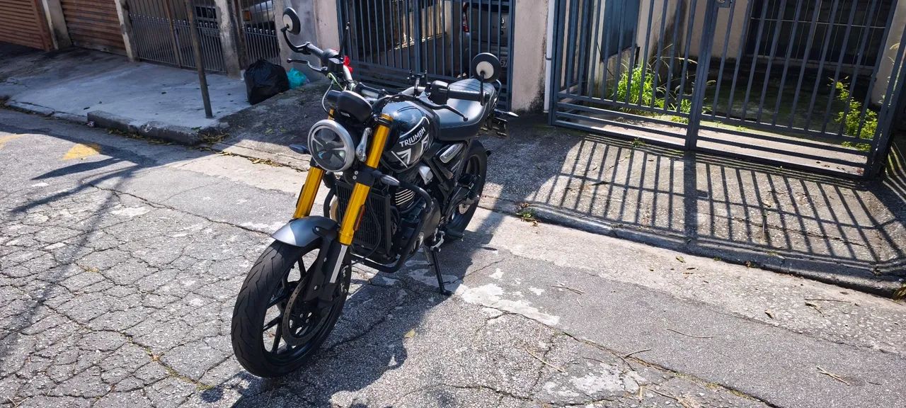 Speed 400 Triumph, SUPER NOVA  - Foto 4