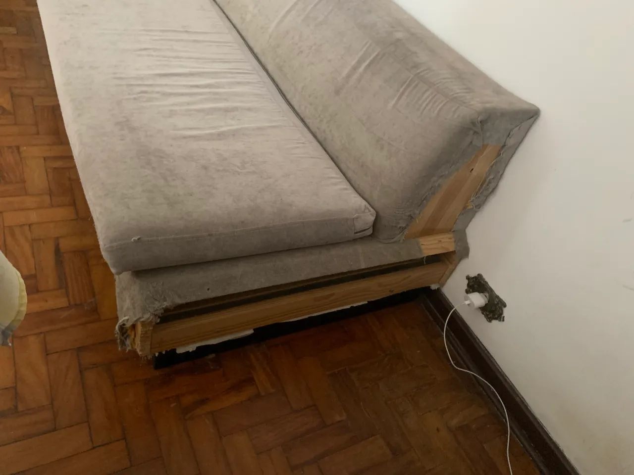 Sofa Donation65566226303363122