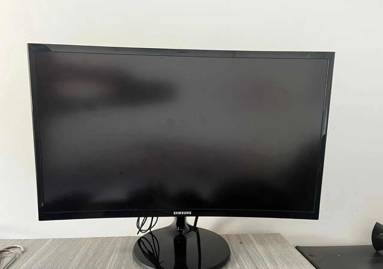 MONITOR SAMSUNG CURVO 24 POLEGADAS 