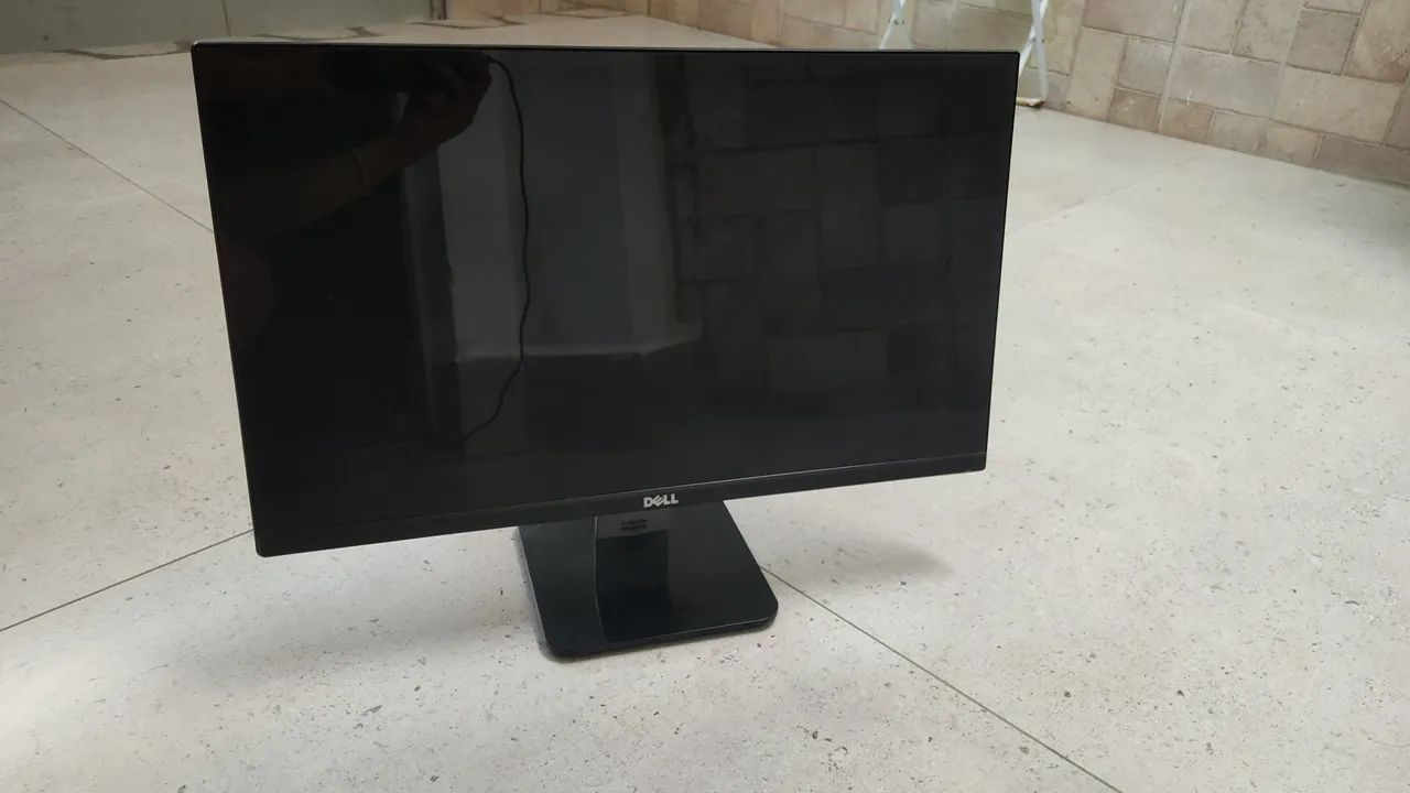 Monitor Dell, 23 polegadas com cabos