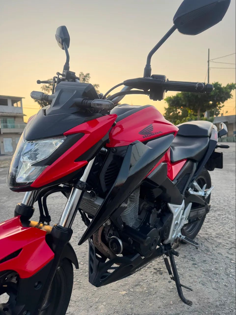 CB 300F TWISTER 2023 - Foto 3