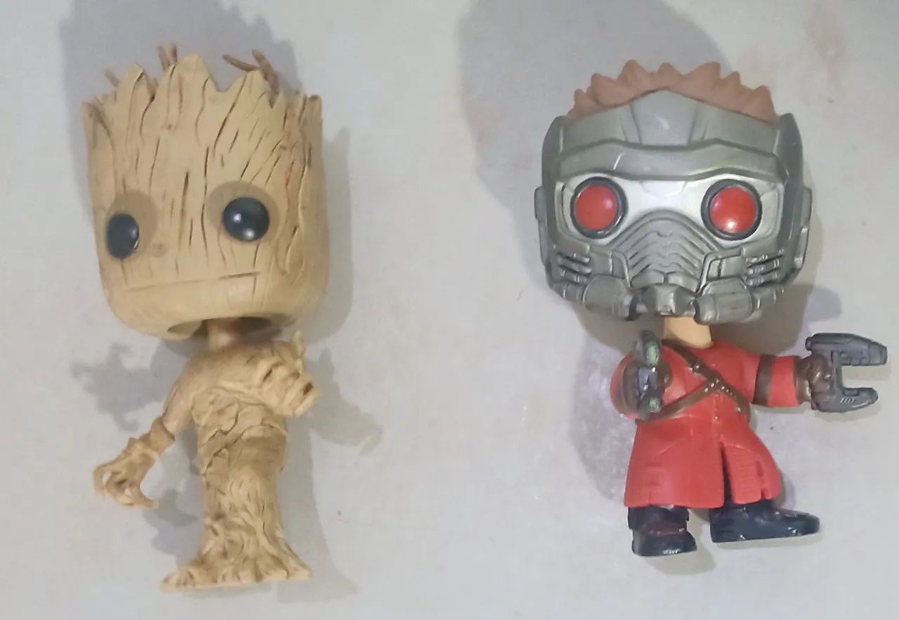 Funko pop Groot e senhor das estrelas guardiões da galáxia 