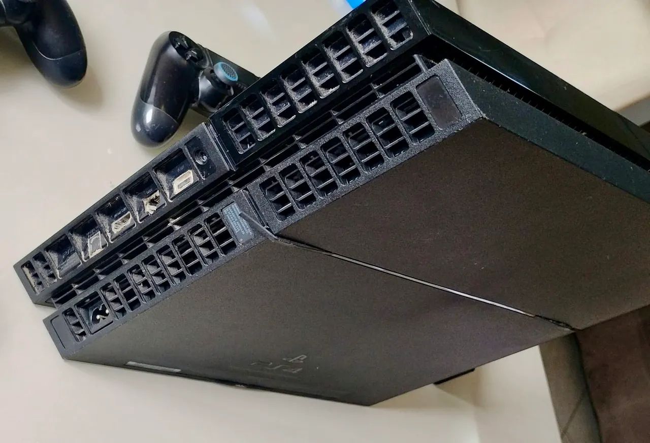 Playstation 4 completo com 3 controles PS4 - Foto 3