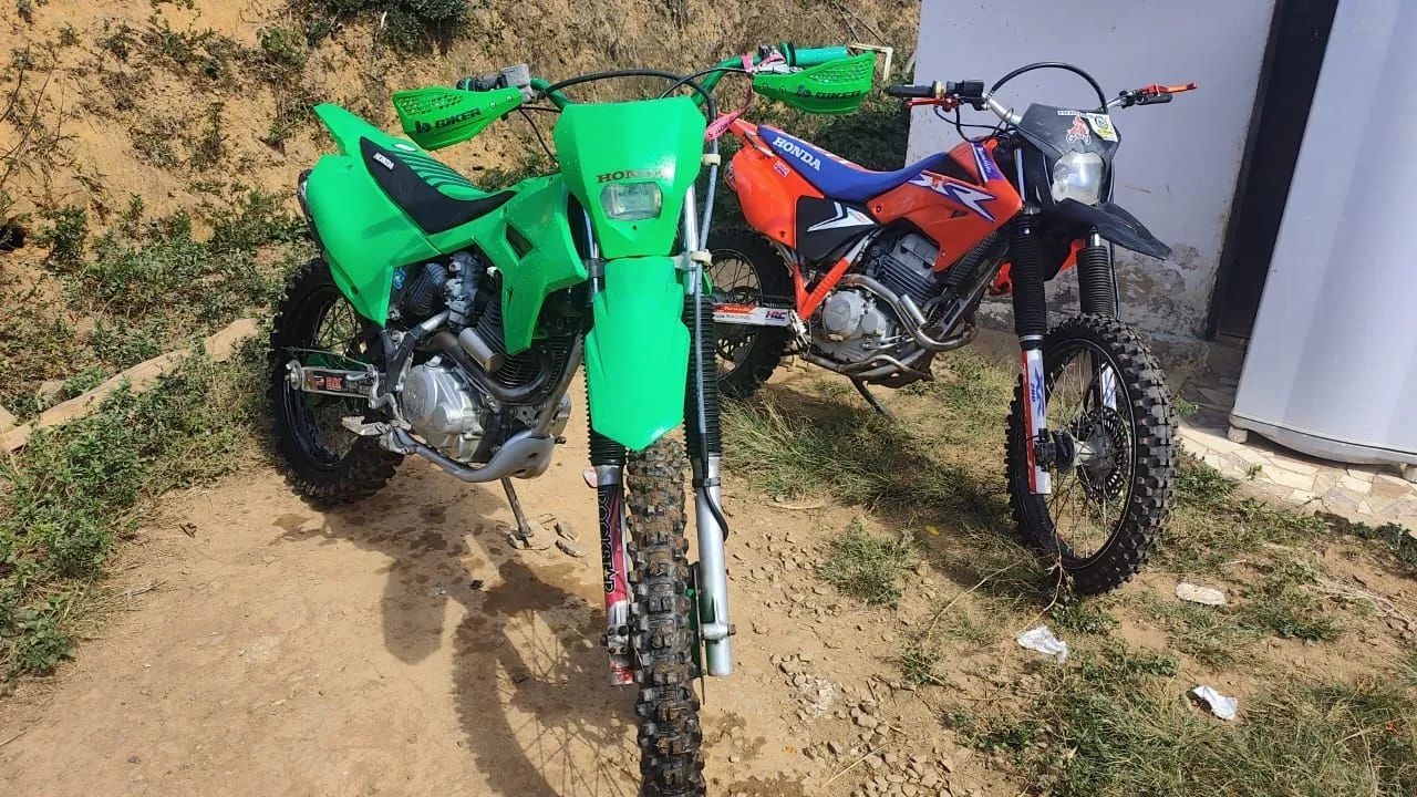 CRF e tornado de trilha  - Foto 2