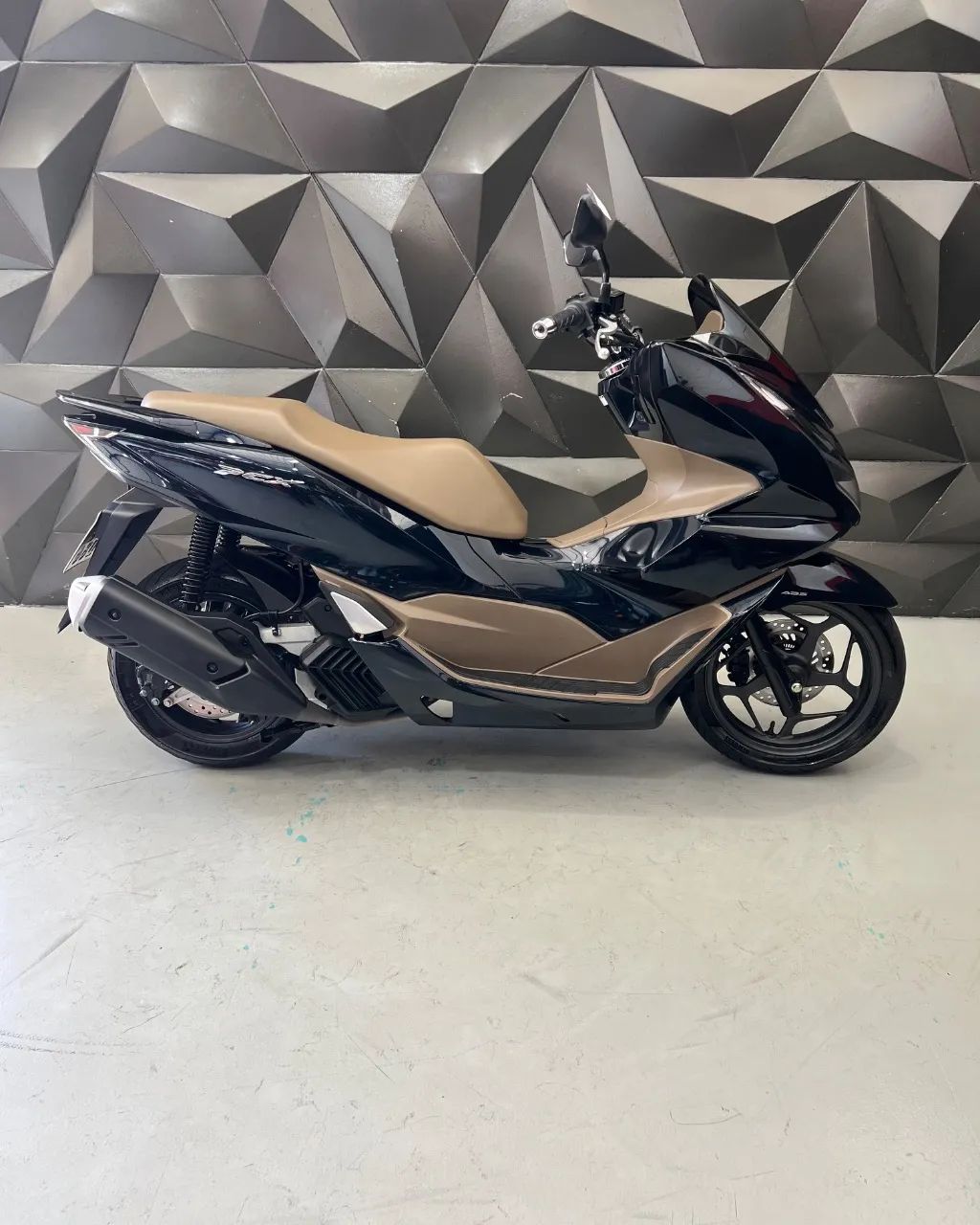 PCX 160 DLX - Foto 4