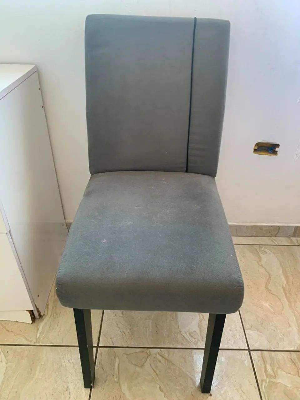 Cadeira cinza