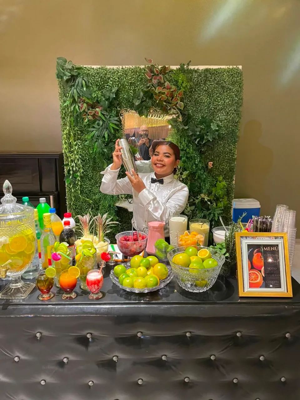 Open bar 
