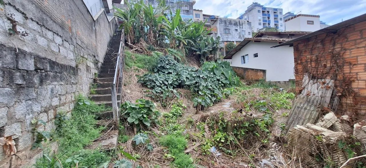 Terreno à venda na Trindade