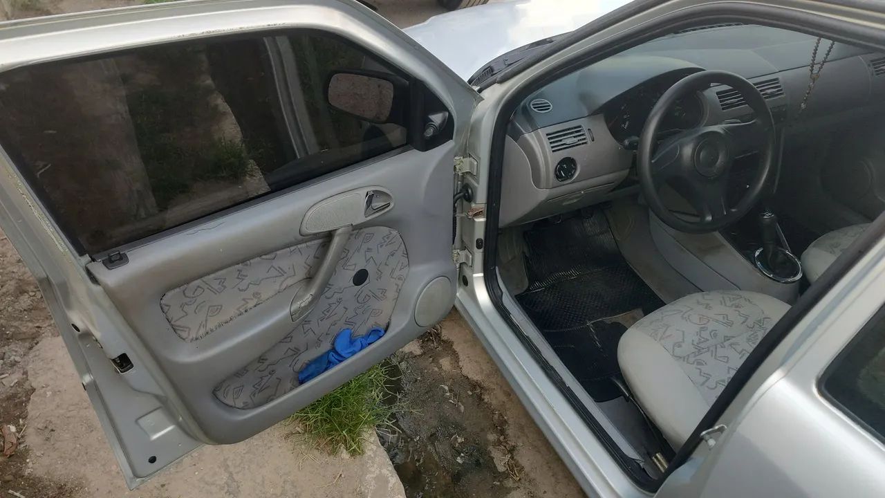 Volkswagen Saveiro 2.0 MI 2001 - Foto 5