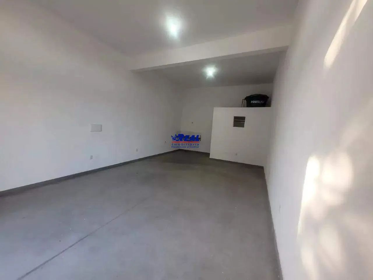 Loja para Alugar no Centro de Ibirité (Centro Park) | 34,32 m² internas + 360 m² terreno