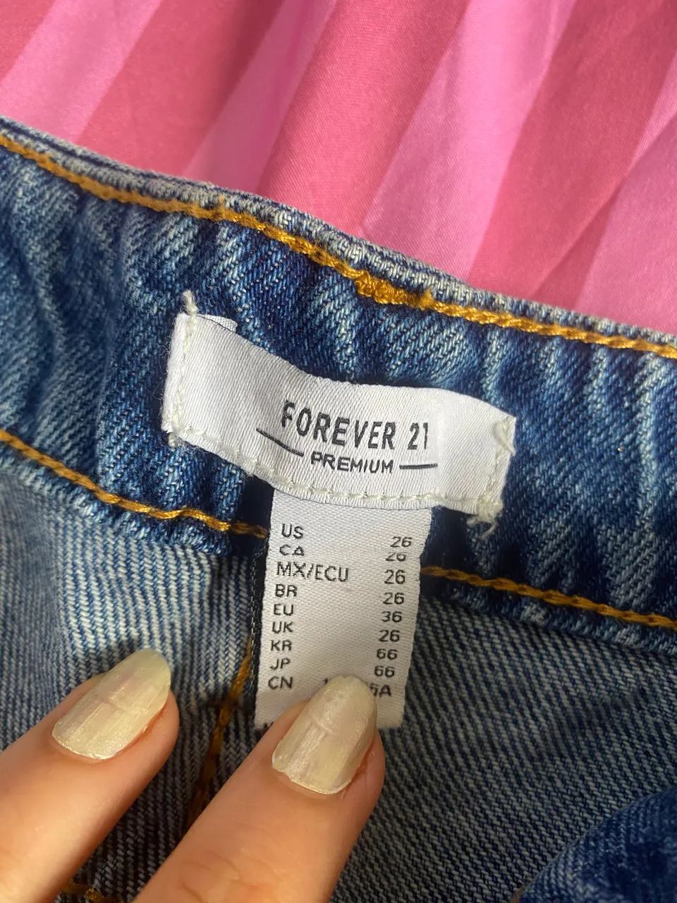 Calça holográfica Forever 21 - Foto 4