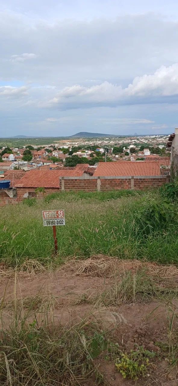 Terreno no Pé do Monte  10×16