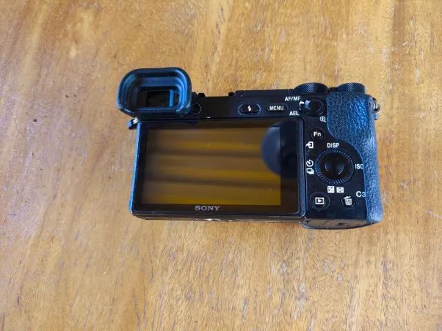 SONY A6500 + BATERIAS - Foto 2
