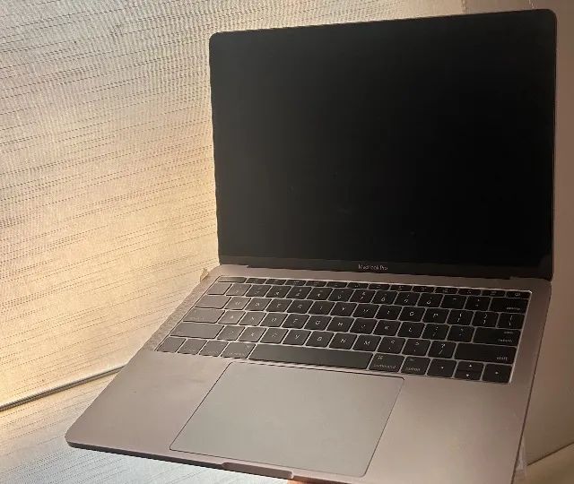 MacBook Pro 13