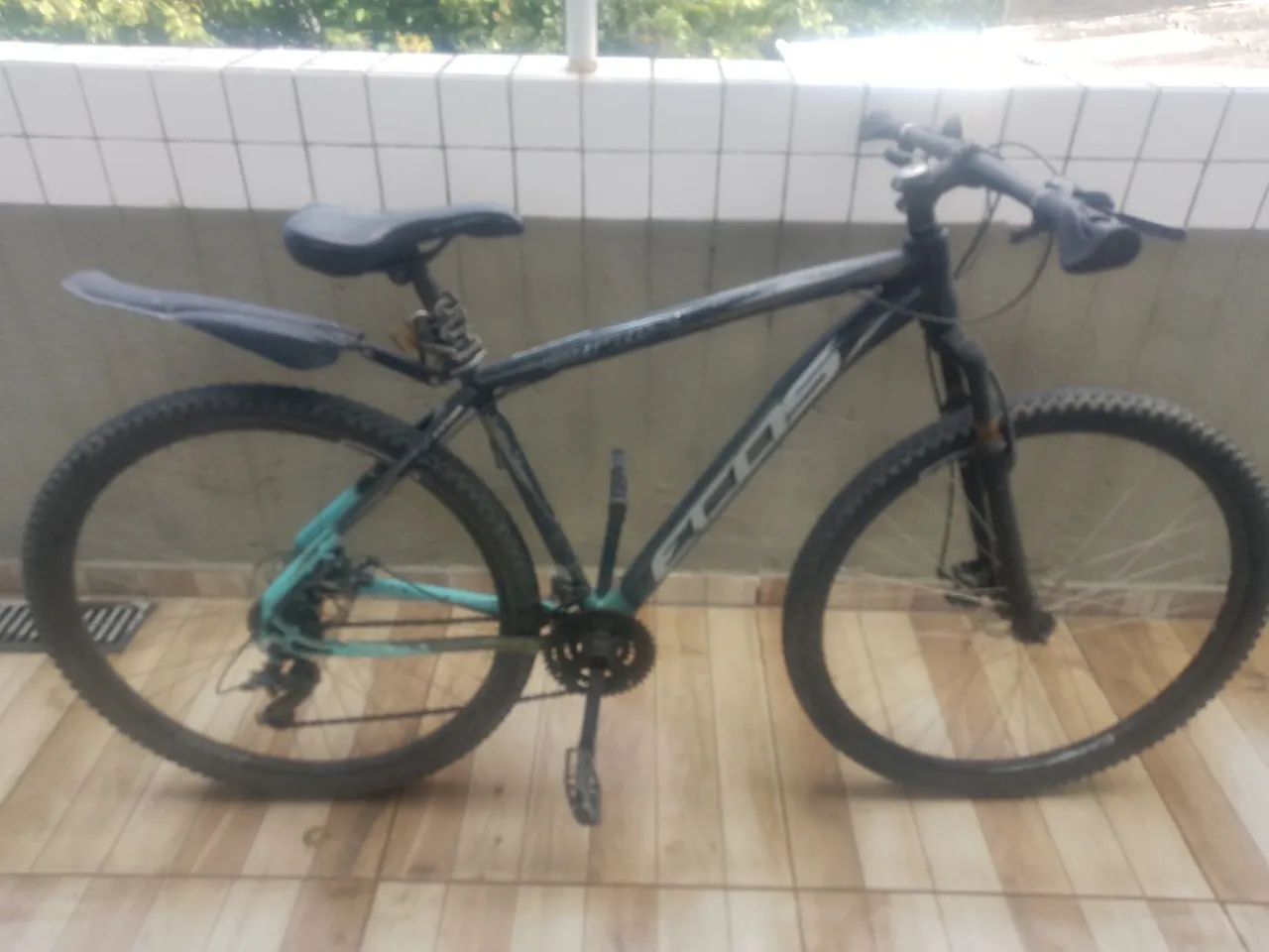 Bicicleta com câmbio e freio a disco. - Foto 4