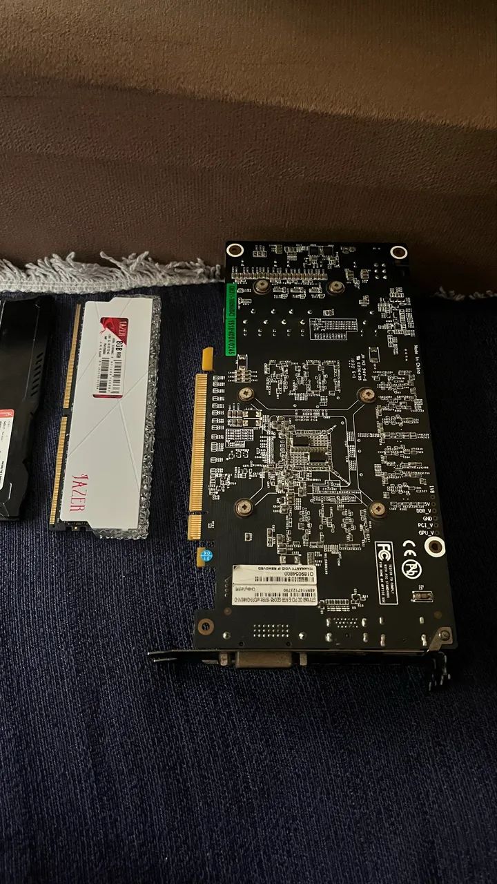 Placa de vídeo e memória RAM 