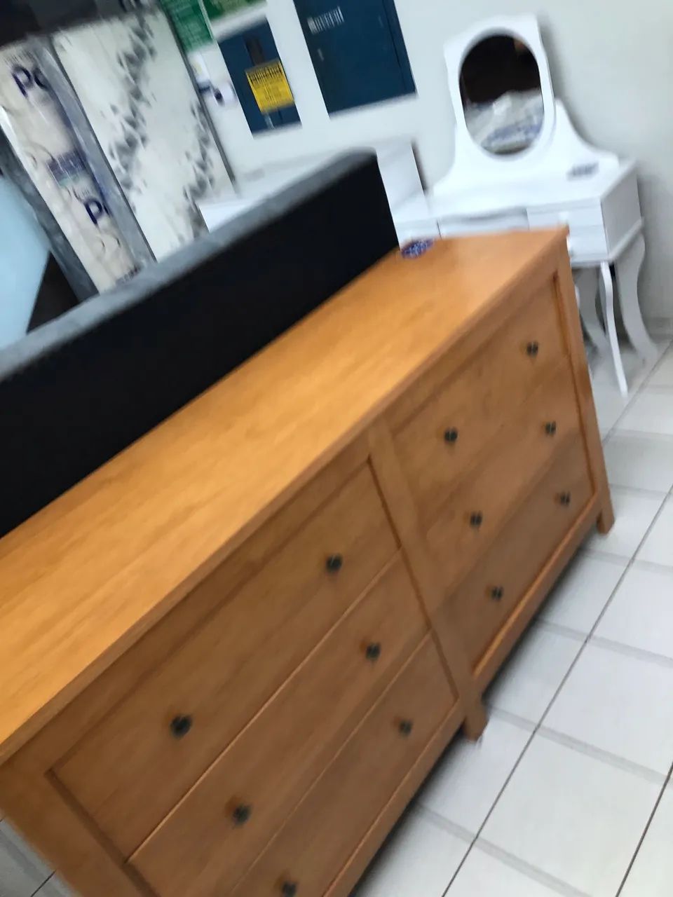 Comoda com 6 gavetas NOVA  - Foto 2