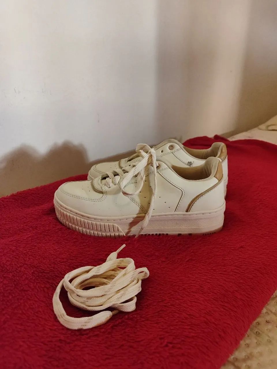 Sapato feminino off white 