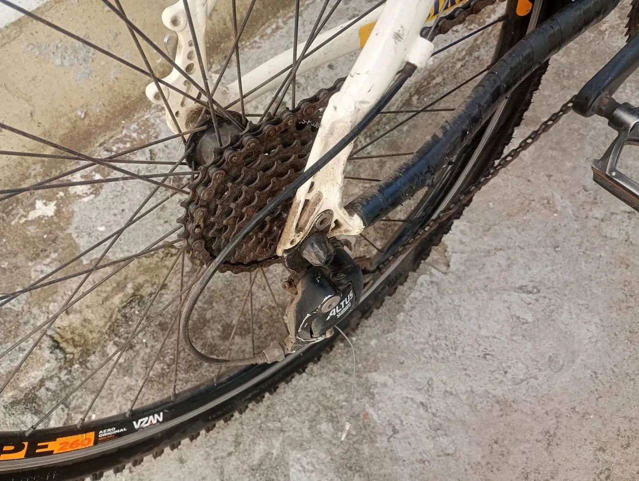Bicicleta aro 26 - Foto 5
