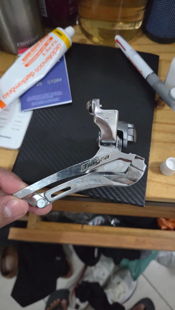 Cambio dianteiro shimano tiagra