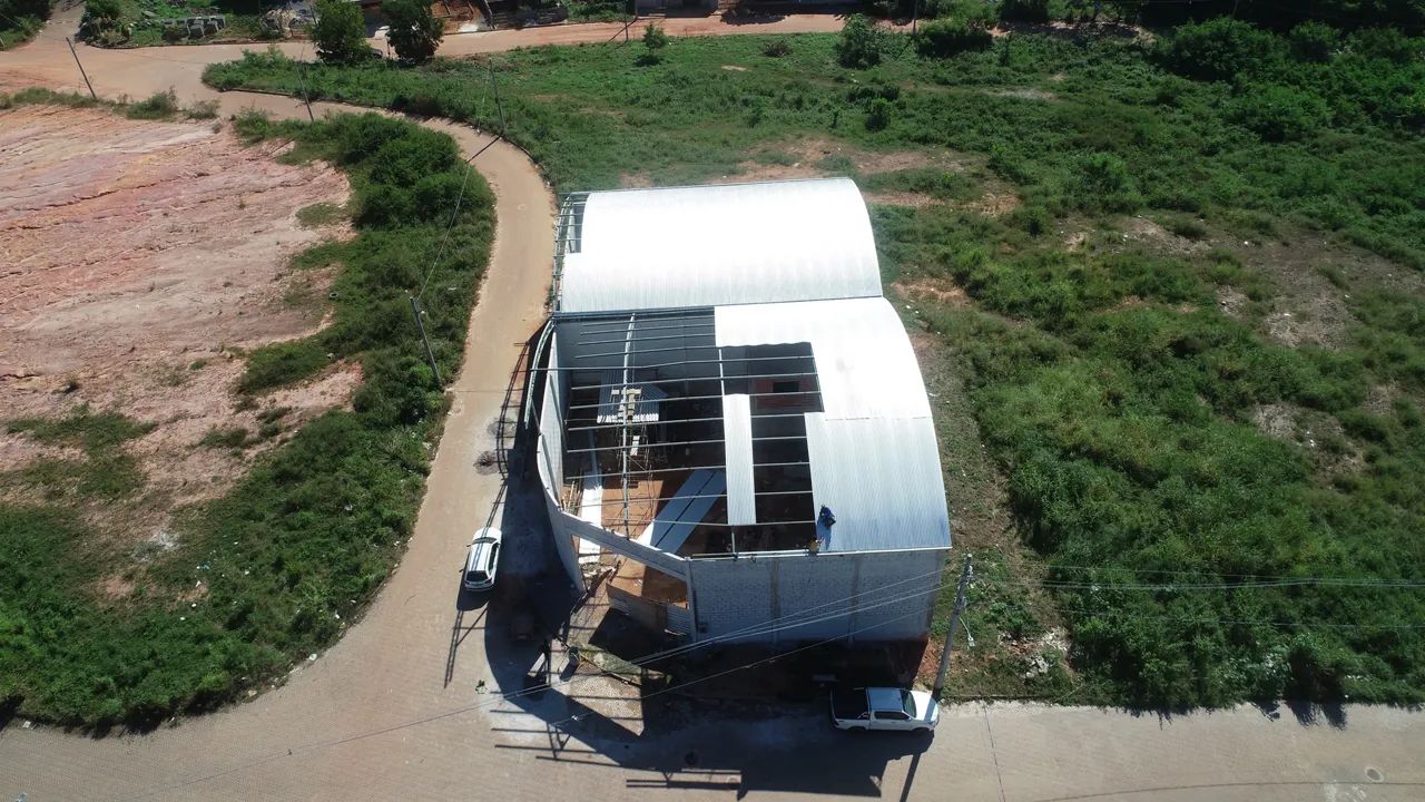 Fechamento de galpão obra completa serralheria 