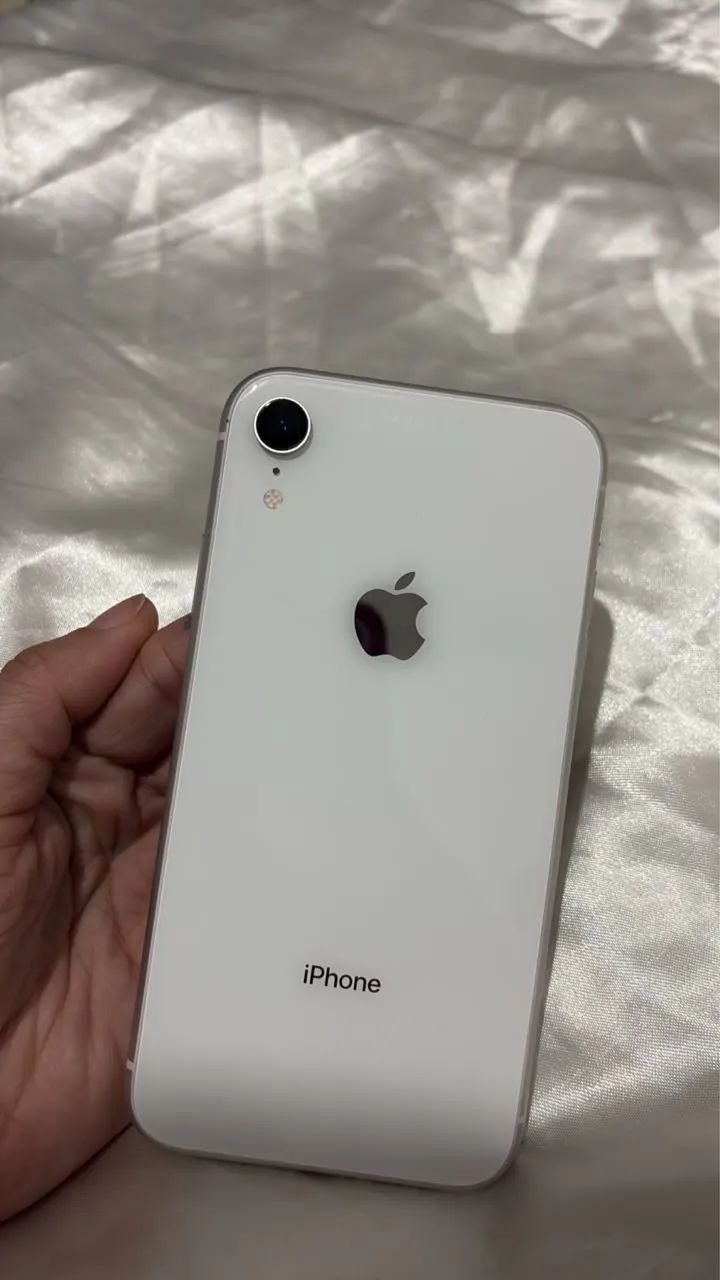 iPhone XR - para conserto/retirada de peças