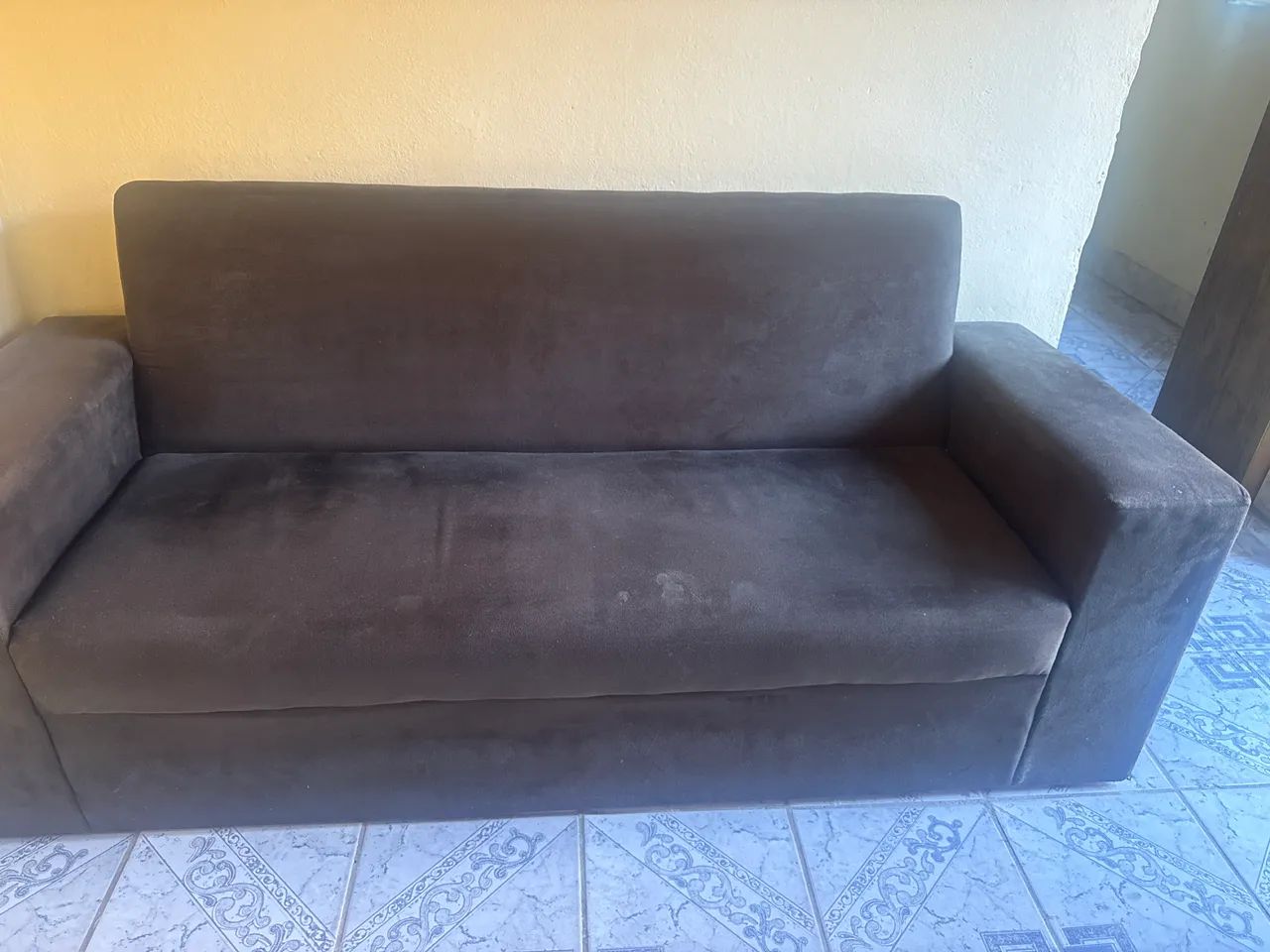 Conjunto de sofá 2 e 3 lugares marrom  - Foto 2