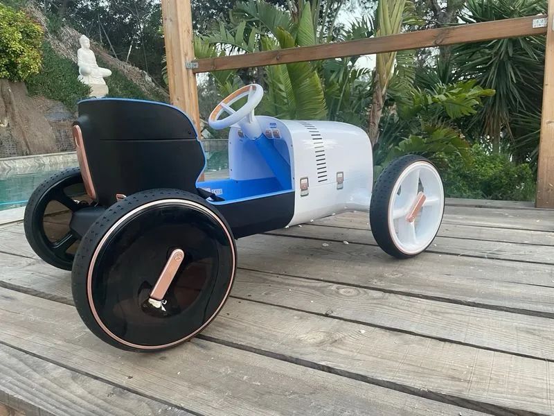 Carrinho elétrico infantil 12 volts 