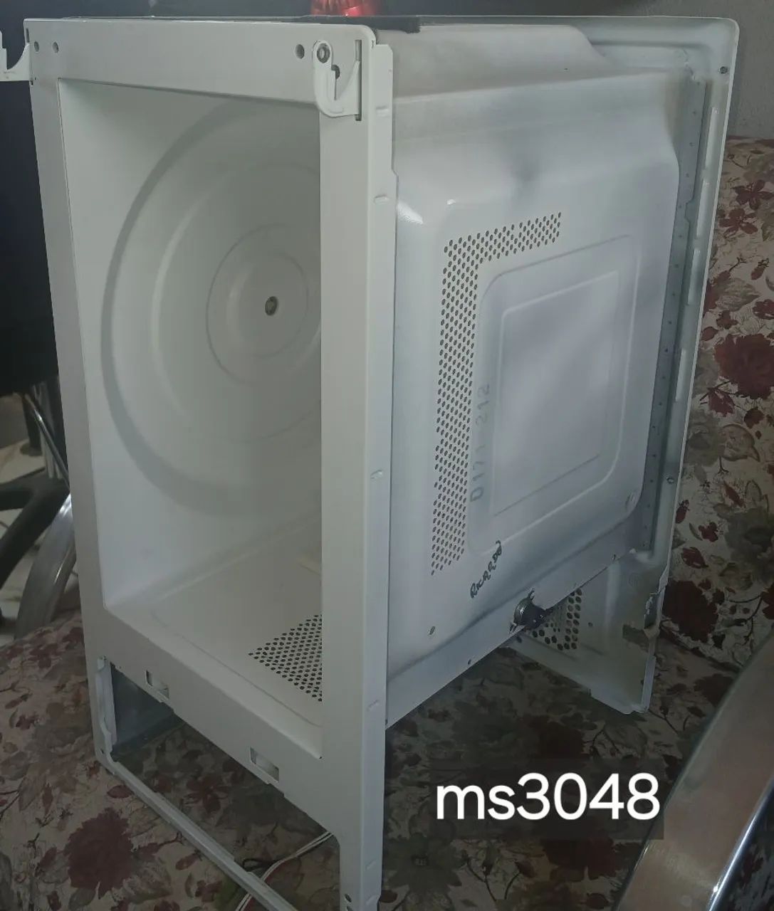 Cavidade microondas LG MS3048 - Foto 2