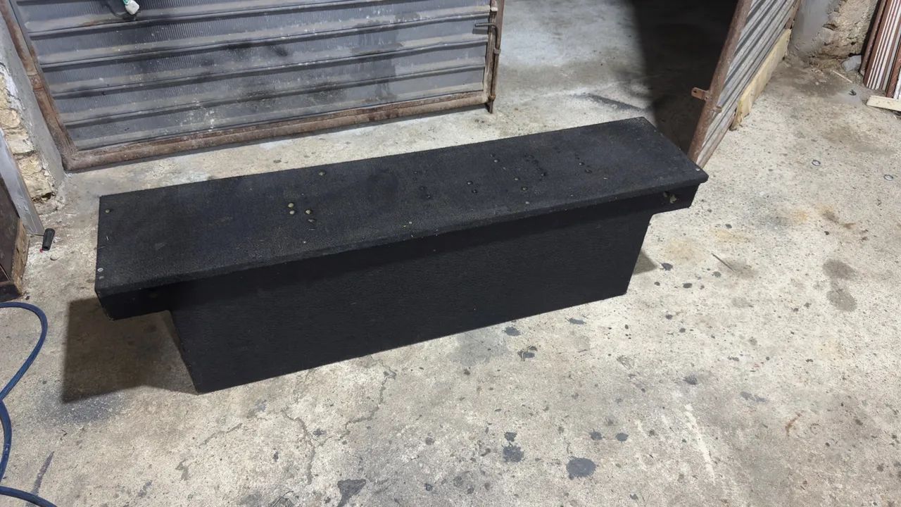 Vendo rack para bateria e módulos 