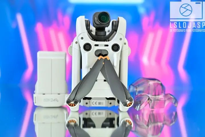 (Detalhe) Drone DJI Mini 4 PRO 4K HDR 60fps (Aeronave + Bateria)) - Foto 3