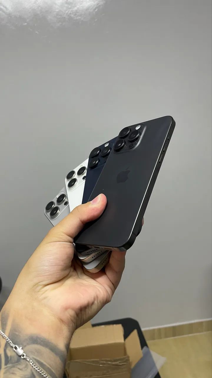 iPhone 15 pro Max 512gb - venda ou troca!!! Garantia 4 mês  - Foto 3
