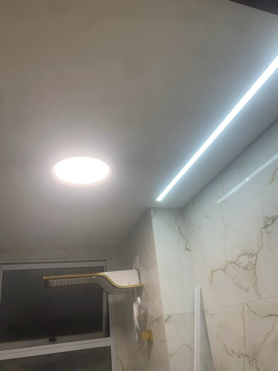 Instalação de perfil e luminária led - Foto 5