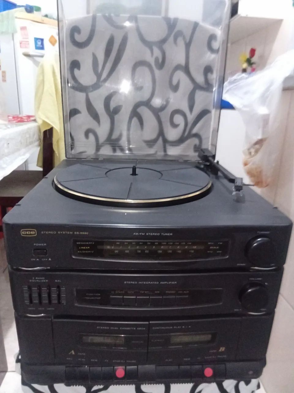 Toca discos, k7 e am fm.  CCE - Foto 3