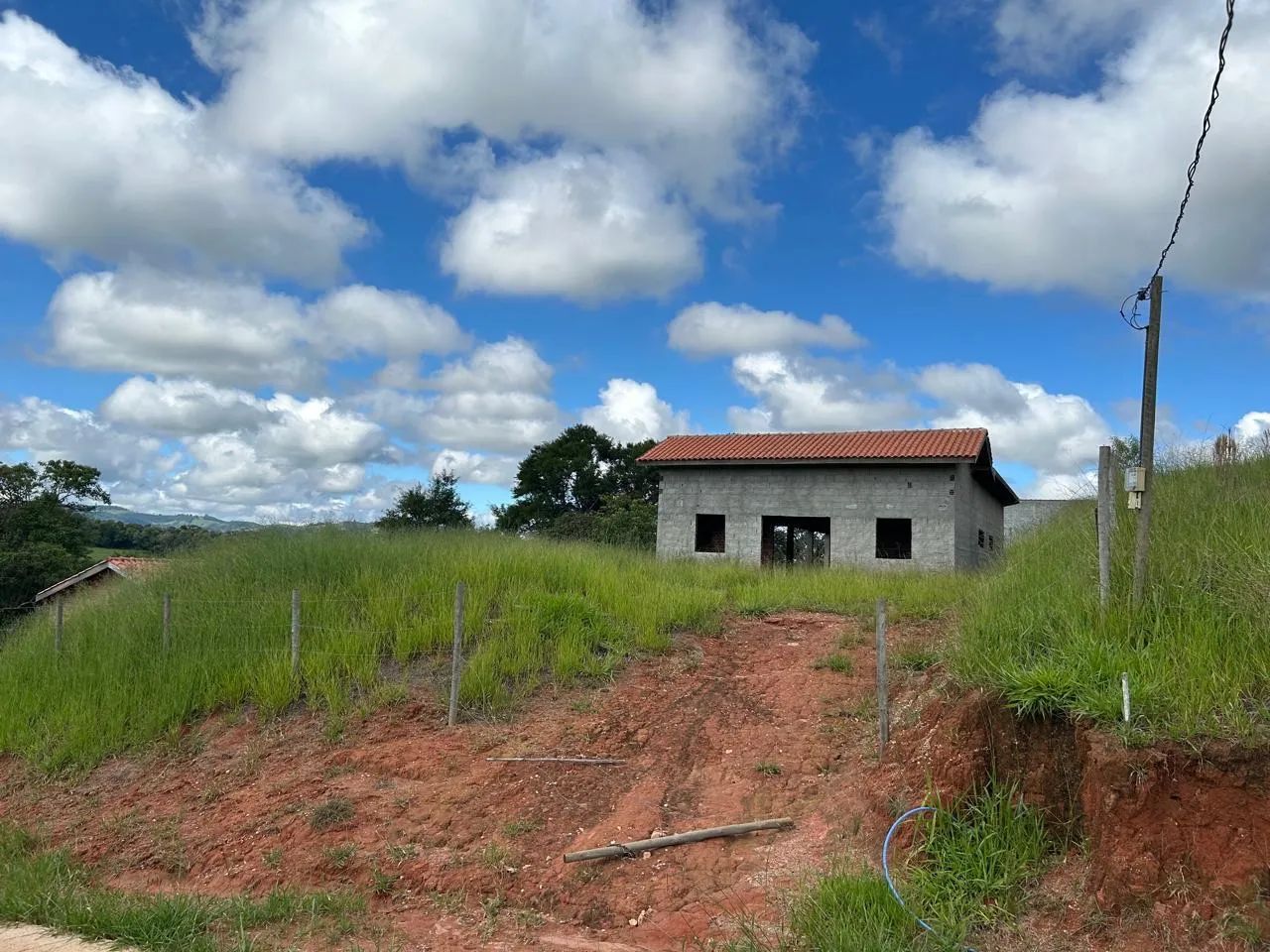 Chácara - FAÇO PARCELADO!!! - Descrição: casa em construção Atibaia 1000 m2 - Foto 2