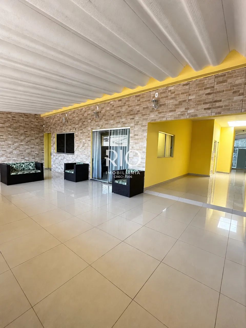 Casa à venda no Conjunto Universitário!