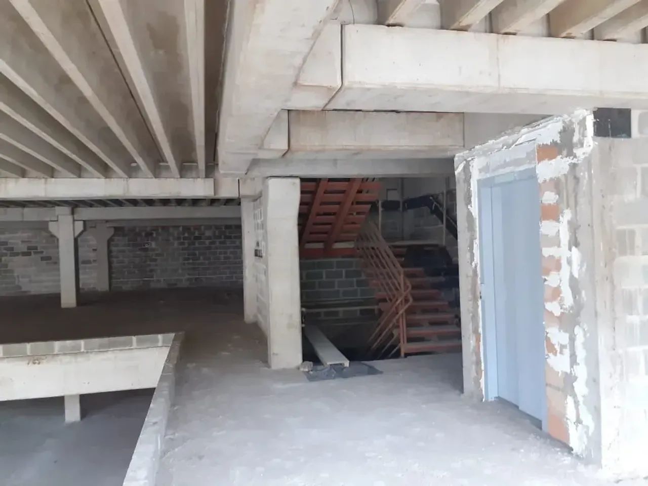 Prédio inteiro em Mariana, 2mil m², ideal para academias, clinicas e mais - Foto 3