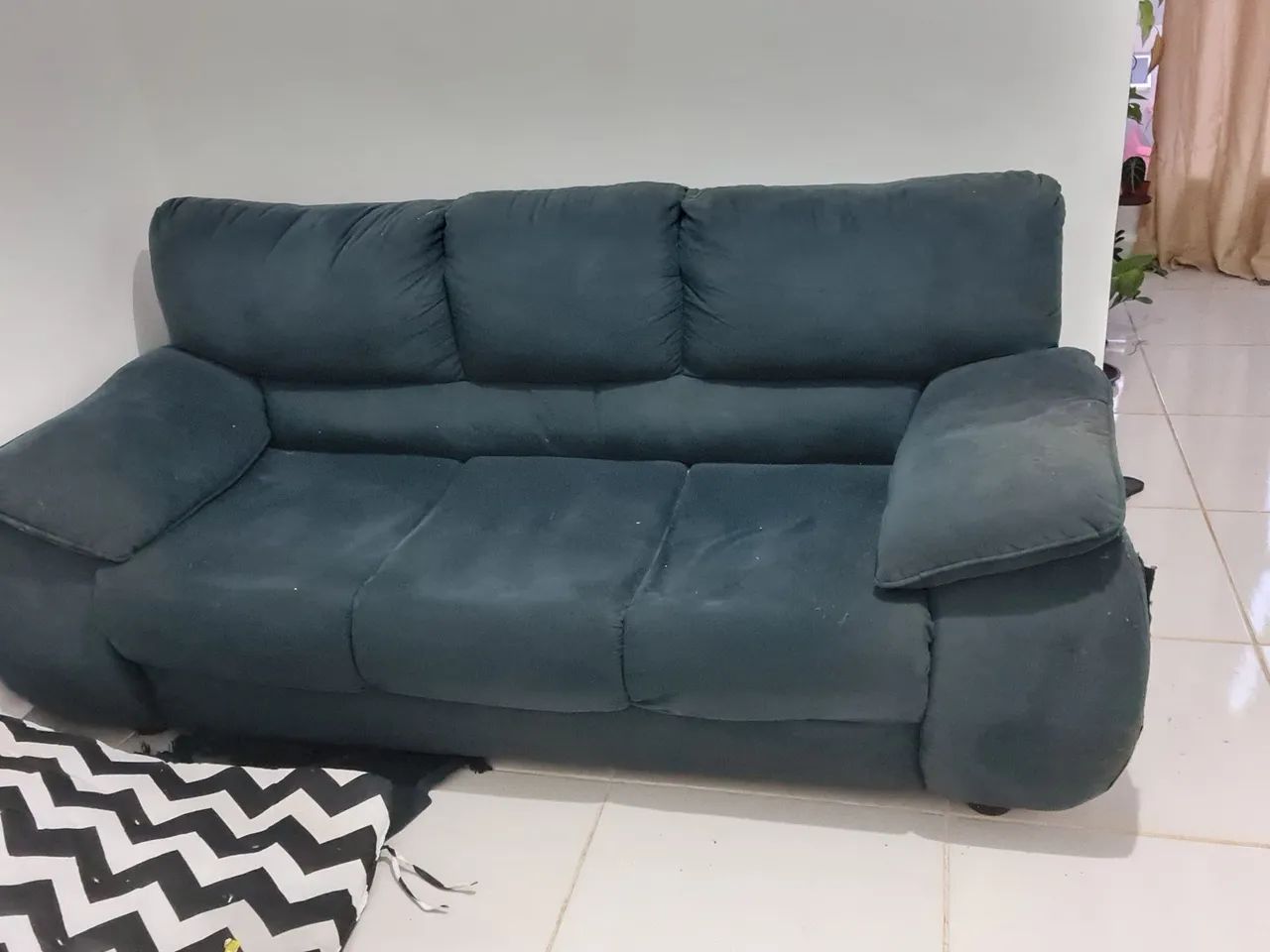 Vendo sofá usado 3 lugares  - Foto 2