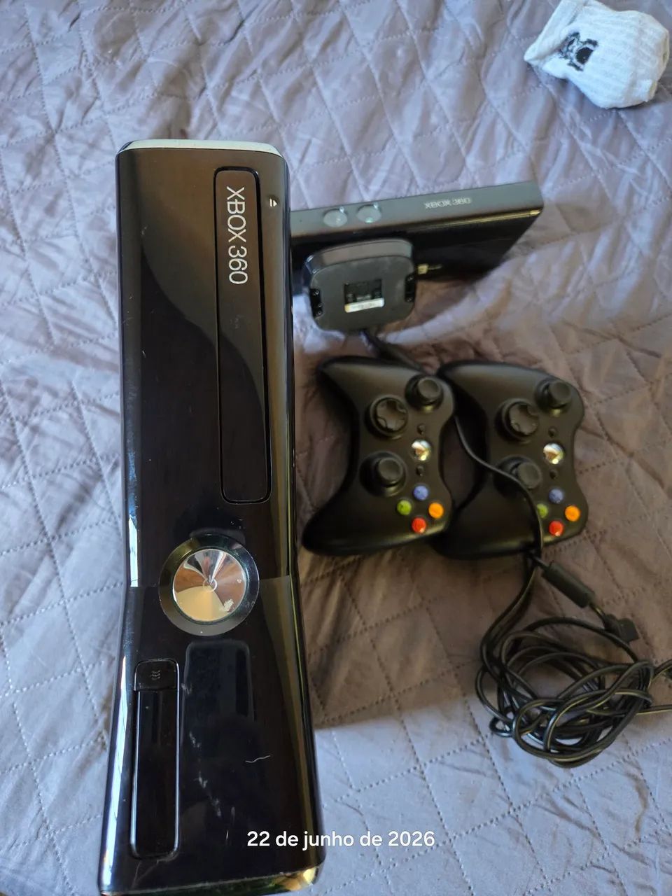 Xbox 360 Slim 250gb + Kinect + 2 Controles (O clássico funcionando perfeitamente!)