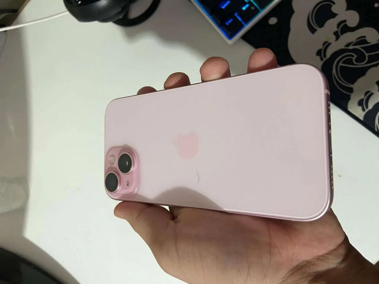 iPhone 15 rosa 
