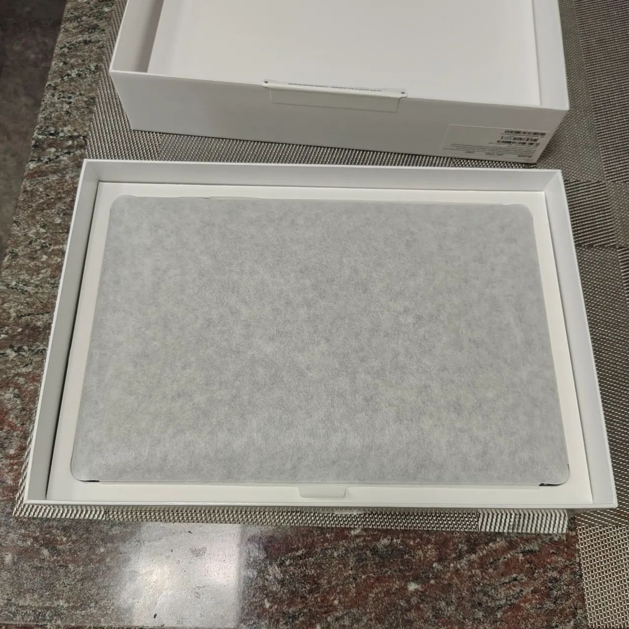 Tablet Samsung Galaxy Tab S10 FE 5G - Novo - Foto 2