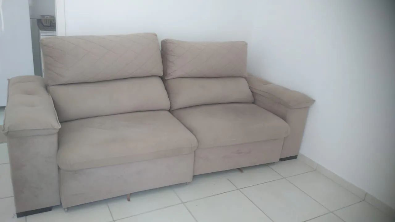 Sofá retrátil/reclinável 