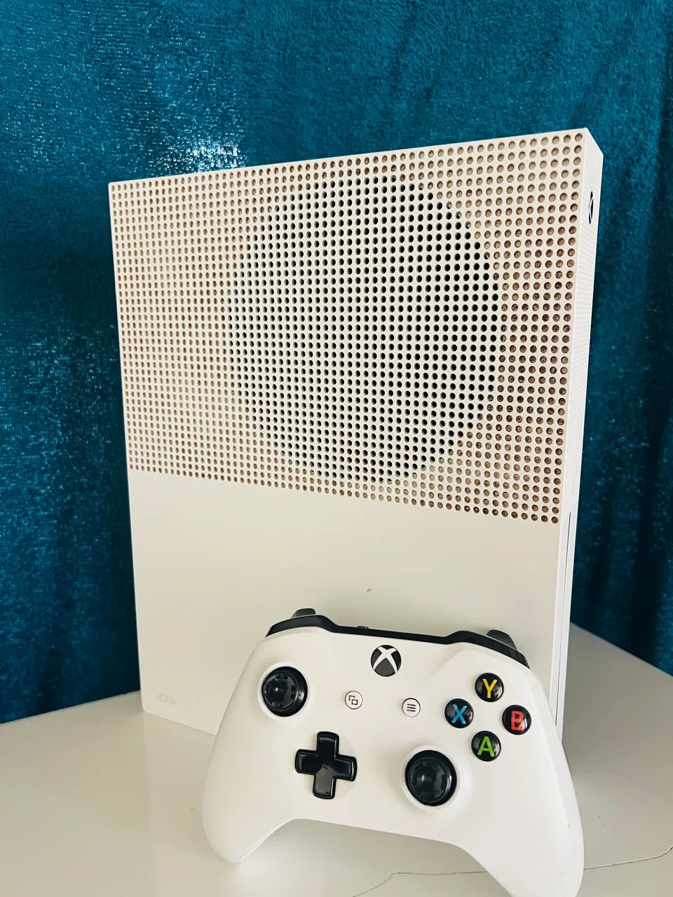 X BOX ONE S 1TB  - Foto 2